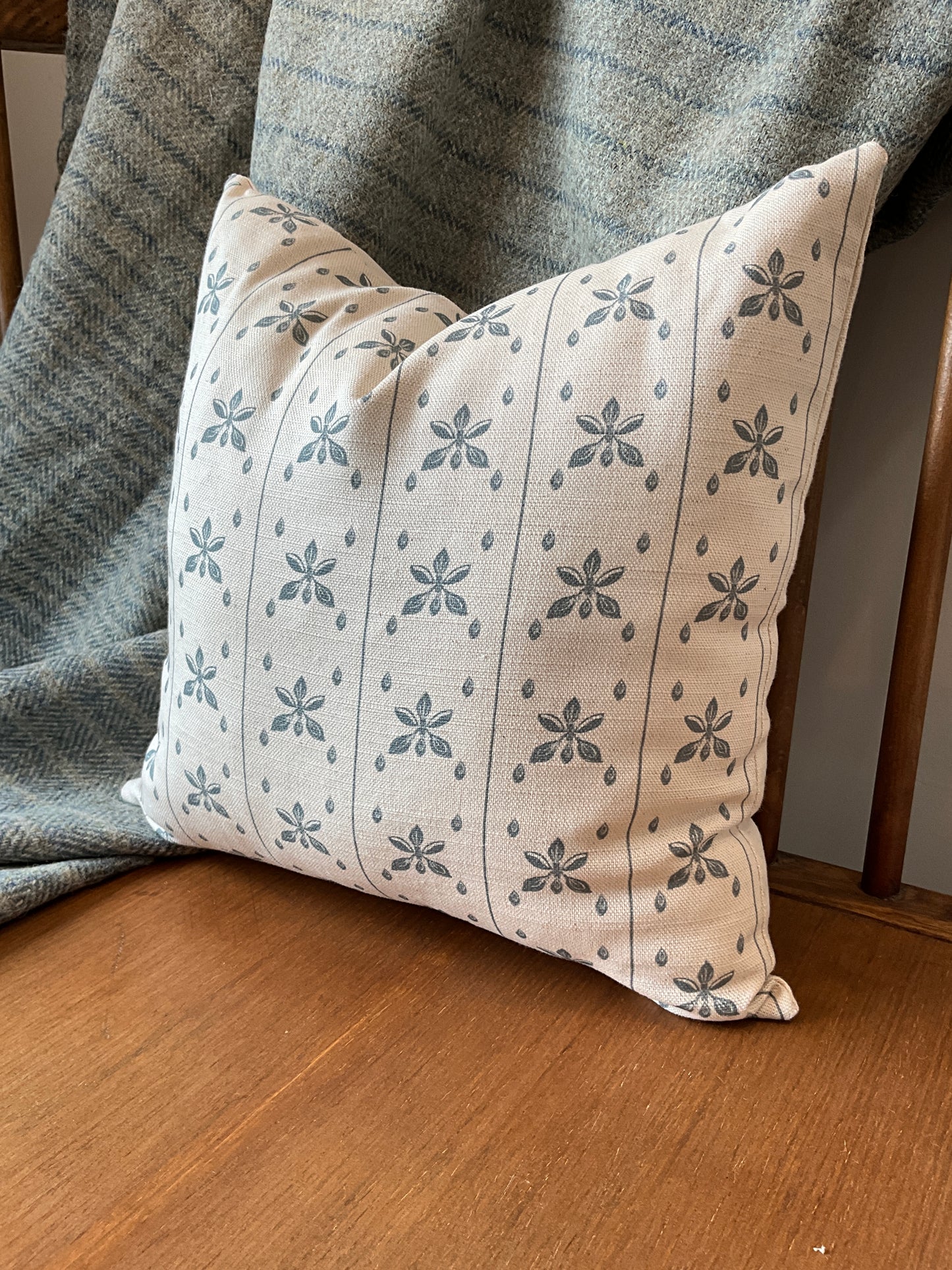 Seedlings cushions in Blue