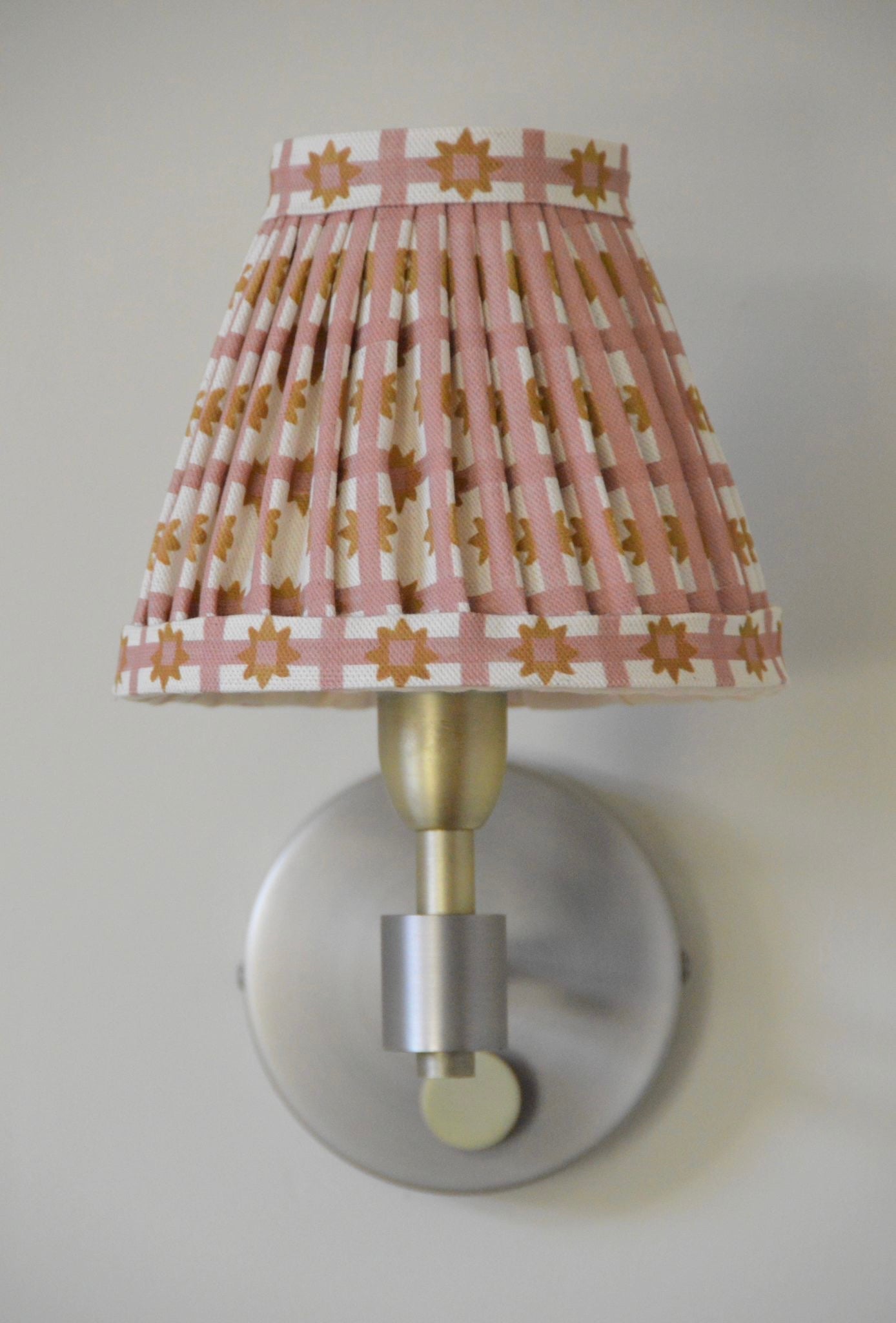 Starfall Check gathered lampshade in Pink